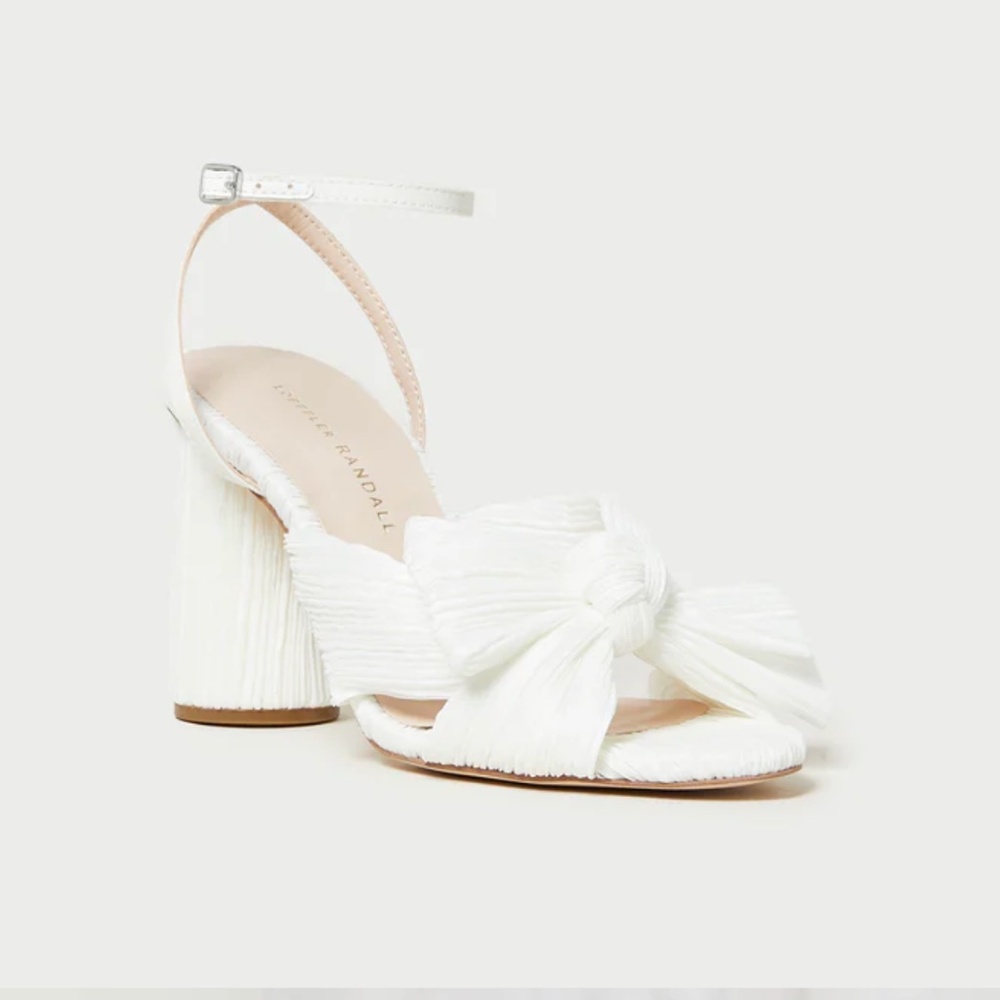 Loeffler Randall Camellia White Pleated Bow Heel, Size 9B